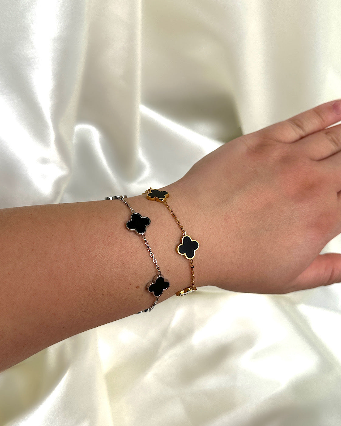 Black Clover Armband