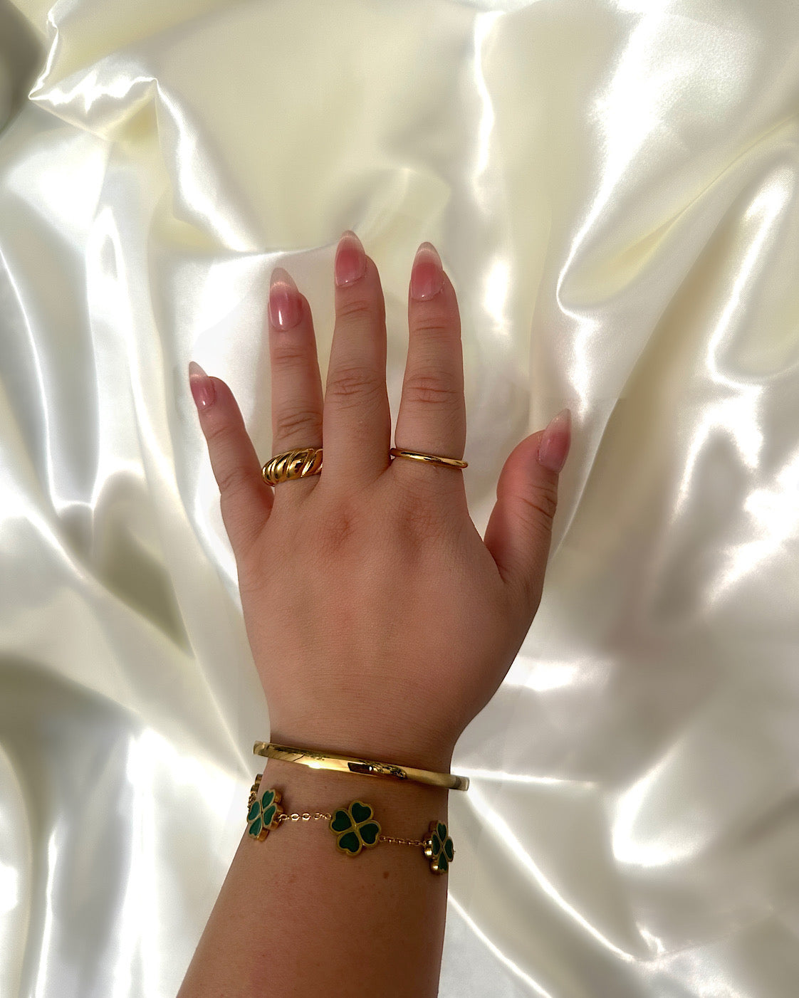 Green Classic Clover Armband
