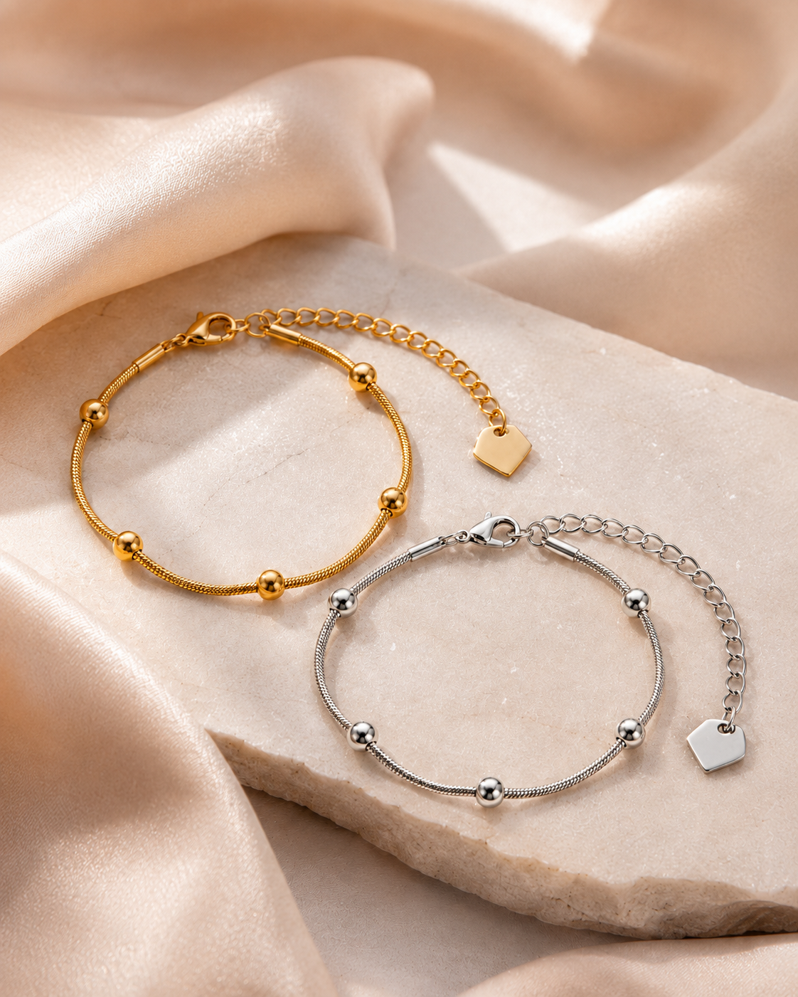 Orbit Armband